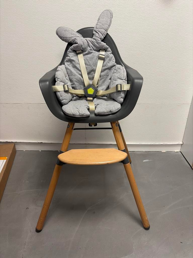 Childwood Evolu kinderstoel met twee kussens, Ophalen, Gebruikt, Meegroeistoel, Stoelverkleiner