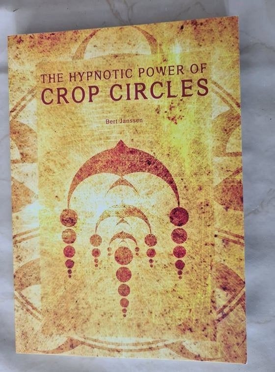 Graancirkels- The Hypnotic Power of Crop Circles, Ophalen of Verzenden, Zo goed als nieuw, Spiritualiteit algemeen, Overige typen