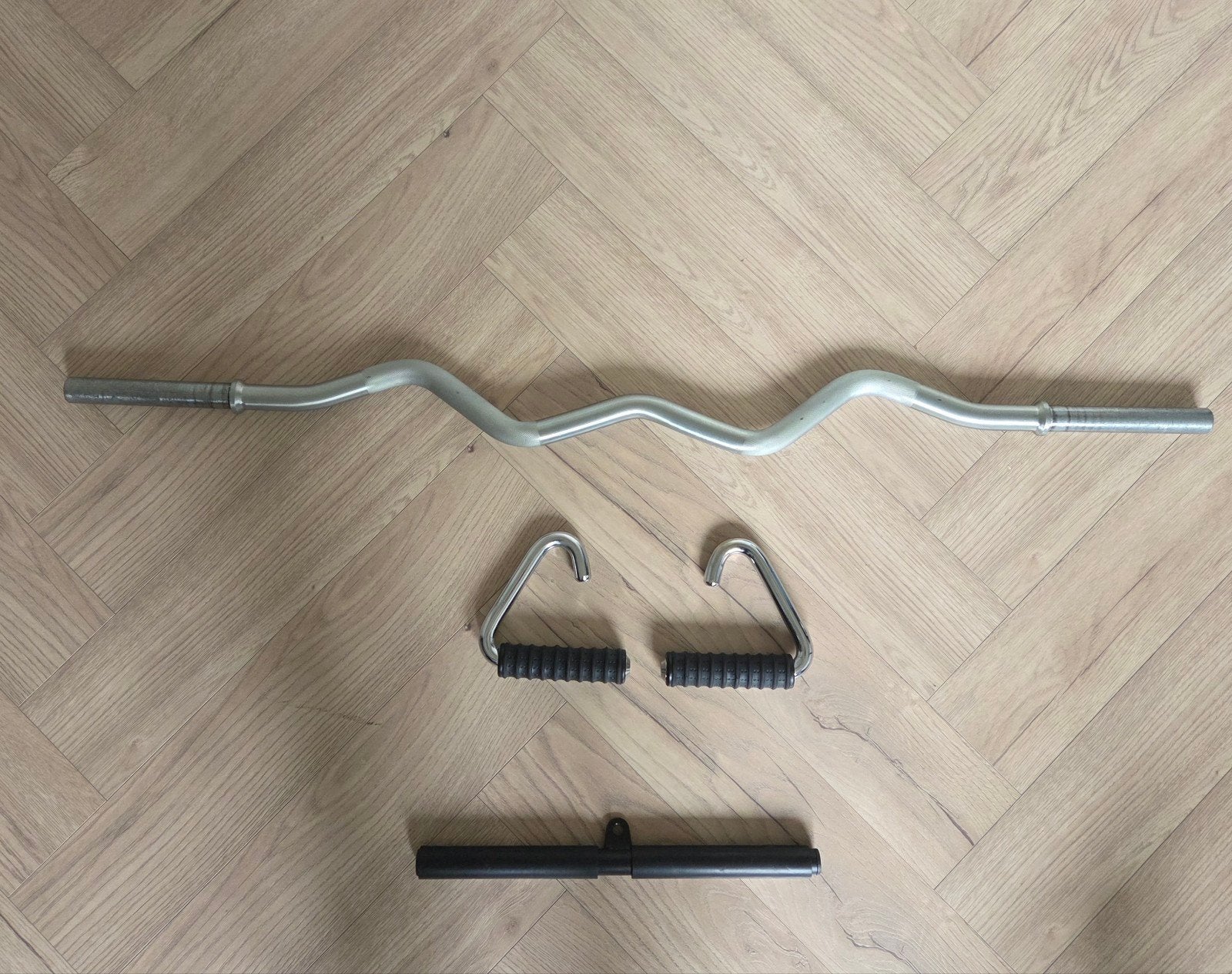 Fitness set: barbell, handles and cable attachment bar, Sport en Fitness, Ophalen, Gebruikt, Armen, Halterstangen