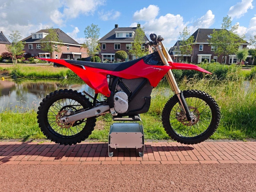 Stark Varg MX Alpha 80pk | Garantie tot november 2027, Fietsen en Brommers, Brommers | Crossbrommers, Gebruikt, Overige merken