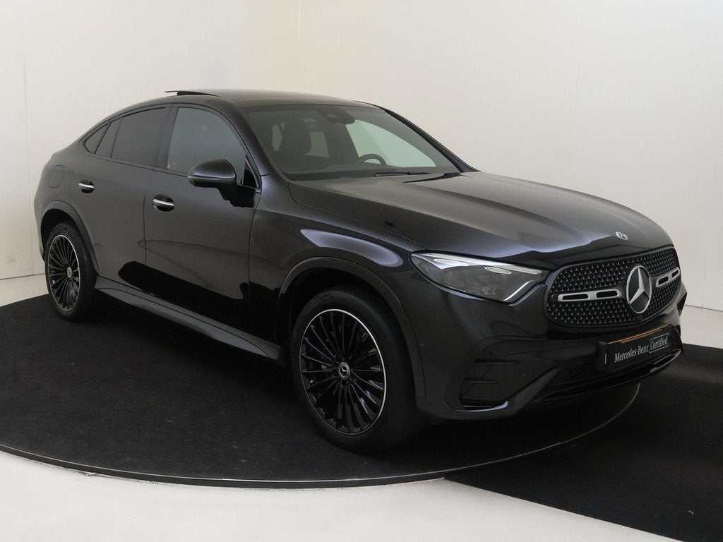 Mercedes-Benz GLC-klasse Coupé 300e 4MATIC Sport Edition /, Auto's, Mercedes-Benz, Automaat, 2000 kg, Zwart, Bedrijf