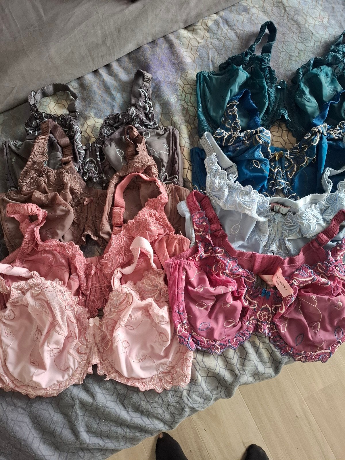 8 Diva BH's, maat 85G - Zo goed als nieuw, Diva, Ophalen of Verzenden, Meerkleurig, BH