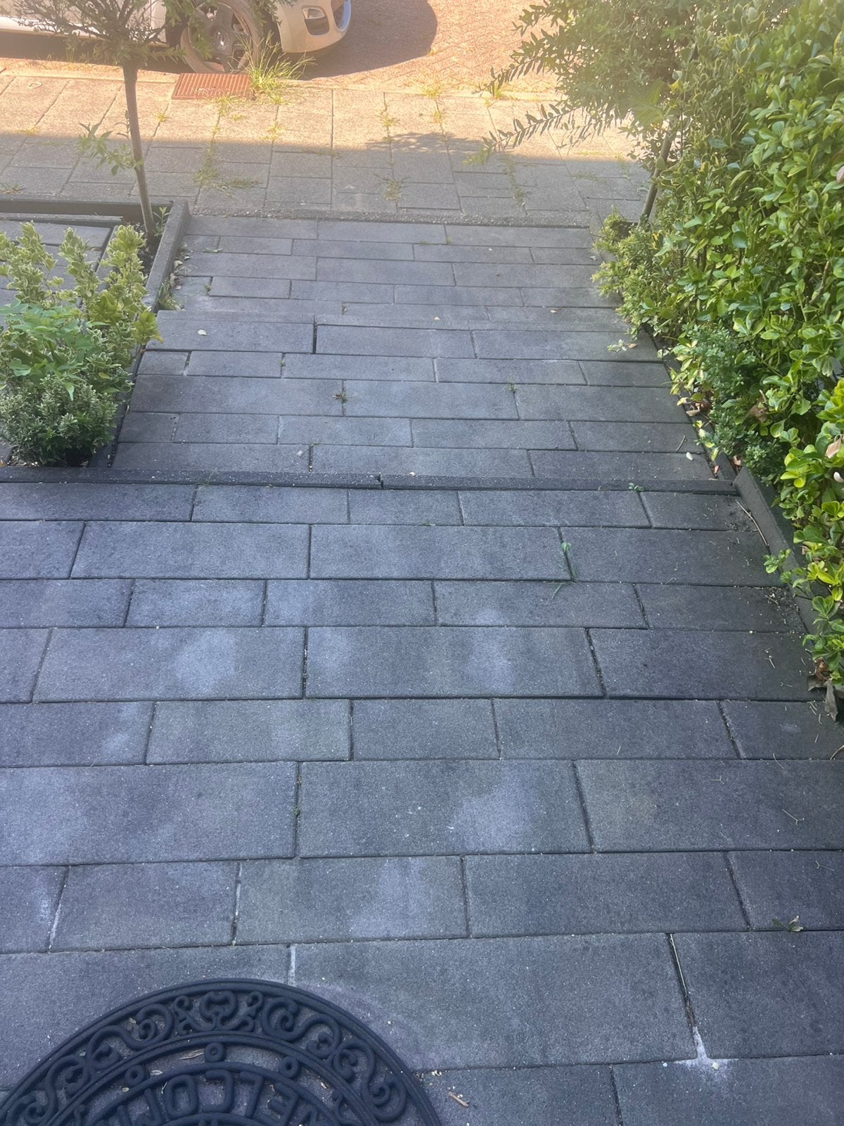 Grijs/ zwart gemaleerde tuintegels, Ophalen, Zo goed als nieuw, 10 m² of meer, Beton