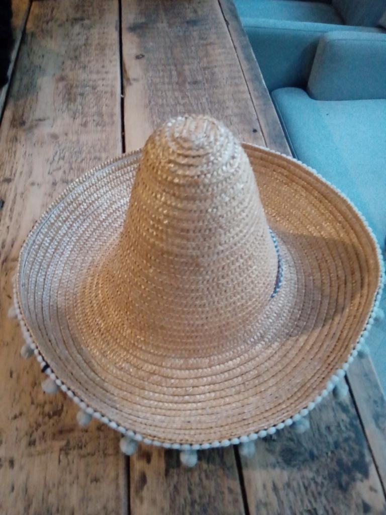 Sombrero Spaans (60% gaat naar het goede doel), Ophalen, Zo goed als nieuw, One size fits all