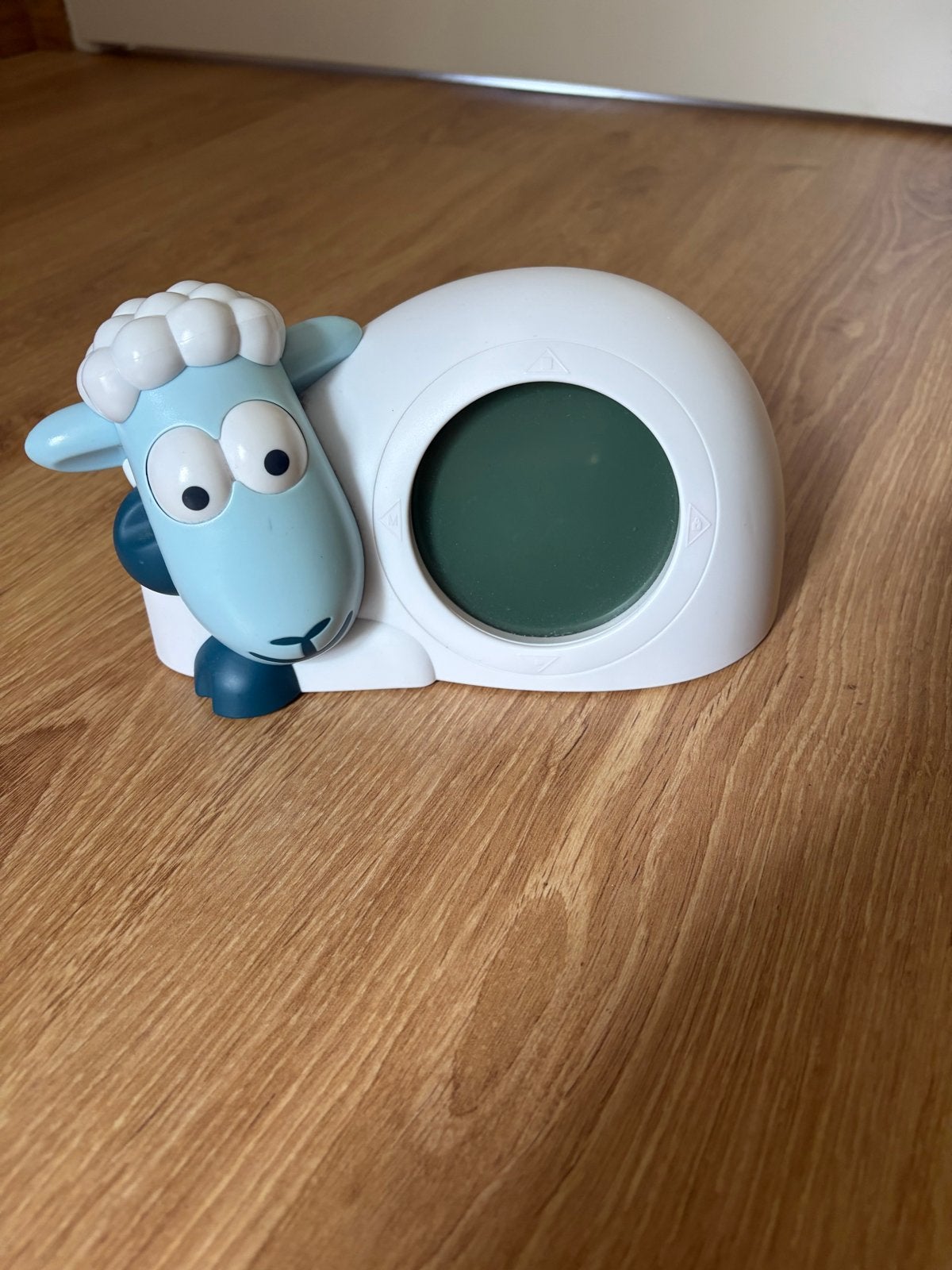 ZaZu Sam schaap wekker/slaaptrainer, Wit, Werkt op batterijen, Ophalen of Verzenden, Zo goed als nieuw