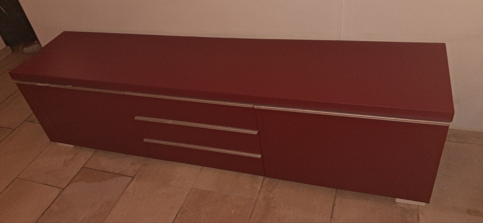 Ikea Besta Burs TV meubel - Hoogglans rood, opgefrist, 150 tot 200 cm, Ophalen of Verzenden, Zo goed als nieuw, Minder dan 100 cm