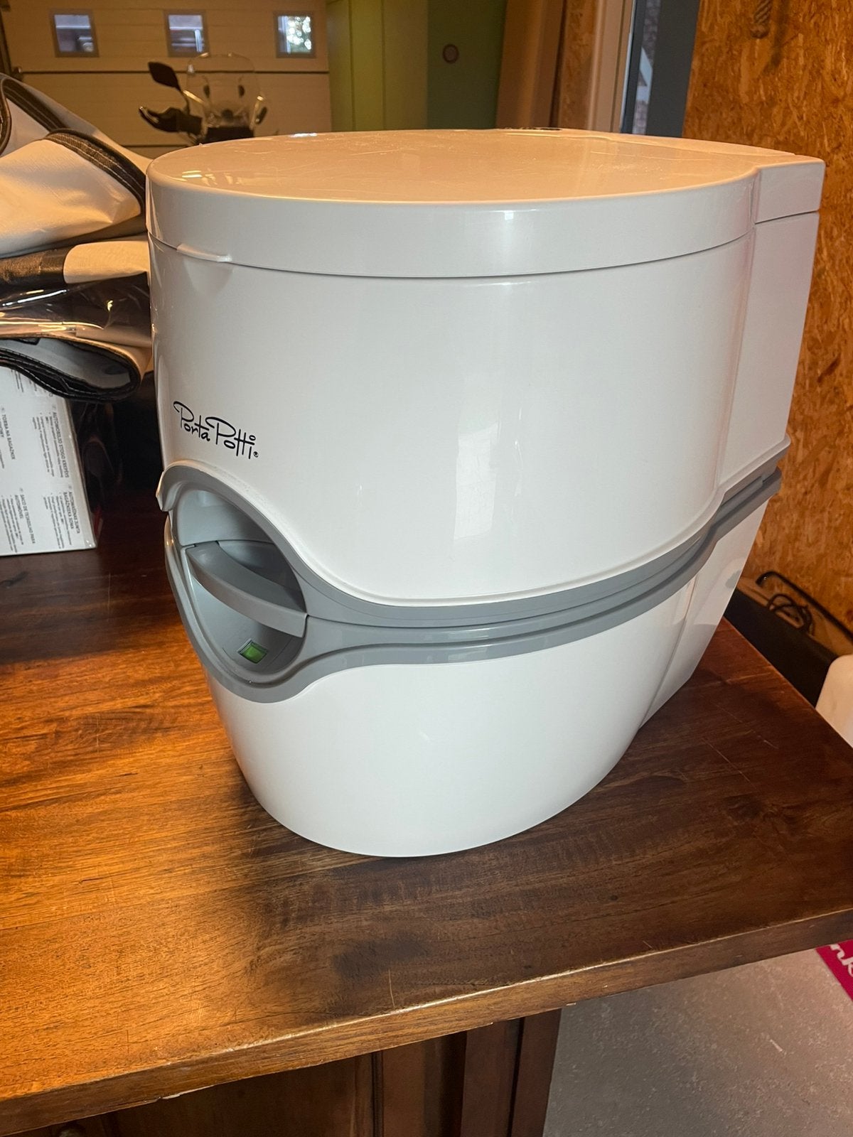 Thetford Porta Potti 565P draagbaar toilet, Caravans en Kamperen, Ophalen, Zo goed als nieuw