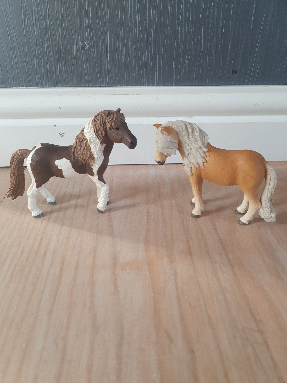 Schleich Ijslander familie, Verzamelen, Ophalen of Verzenden, Zo goed als nieuw, Paard, Beeldje of Figuurtje