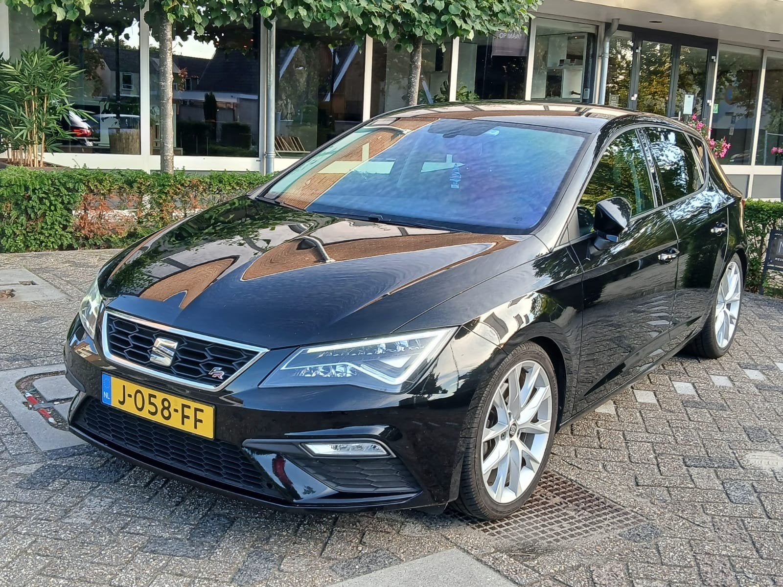 Seat Leon FR 2.0 TDI 184PK Dsg-6 2019 Zwart, Auto's, 4 cilinders, 1290 kg, Leon, Zwart