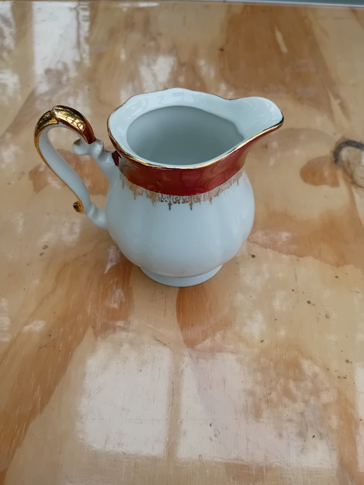 Vintage Kahla melkkannetje met gouden accenten, Antiek en Kunst, Ophalen
