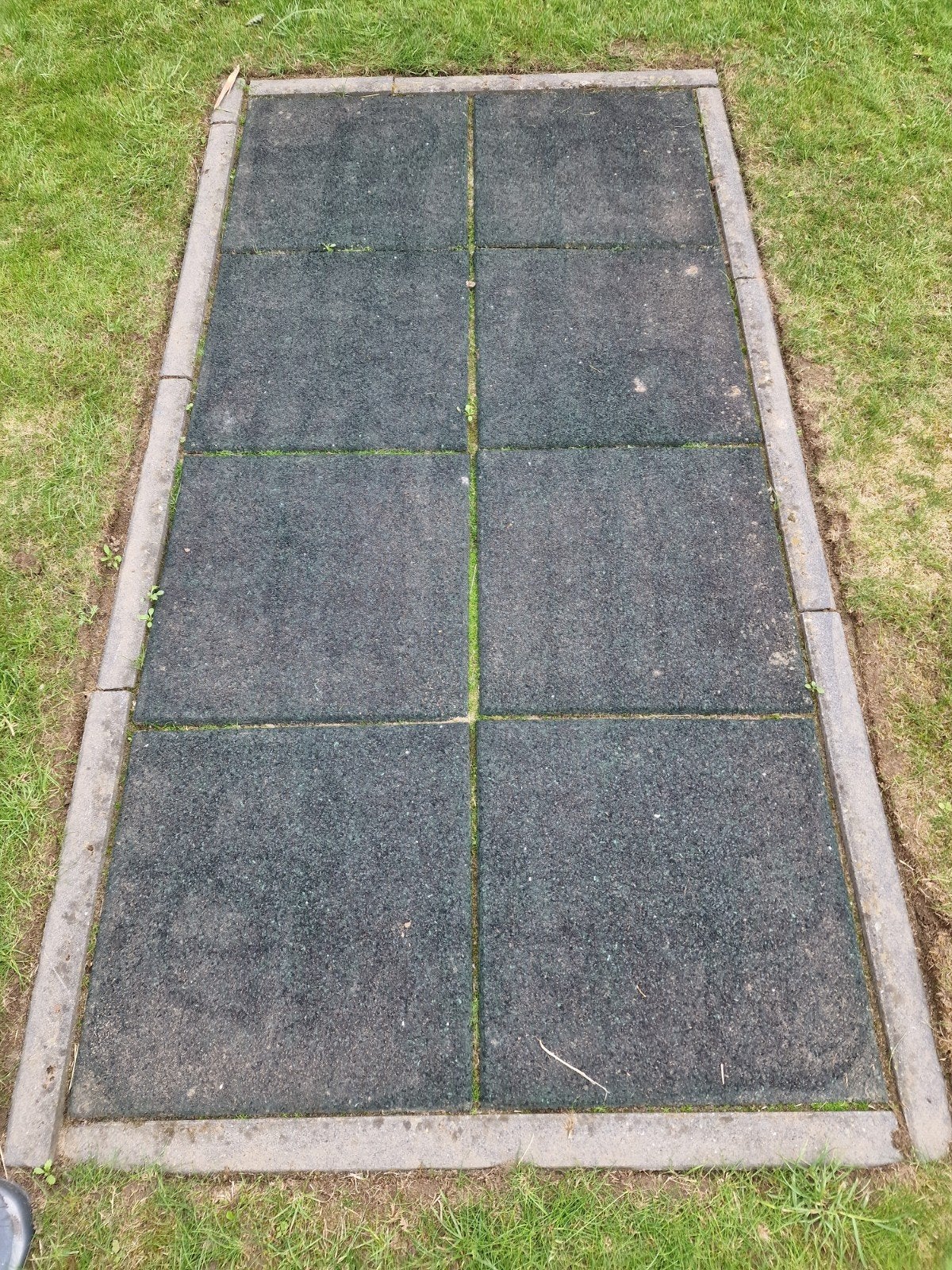 Rubberen tegels voor buiten - 8 stuks, Doe-het-zelf en Verbouw, Tegels, Ophalen, Gebruikt, 40 tot 60 cm, Minder dan 5 m²