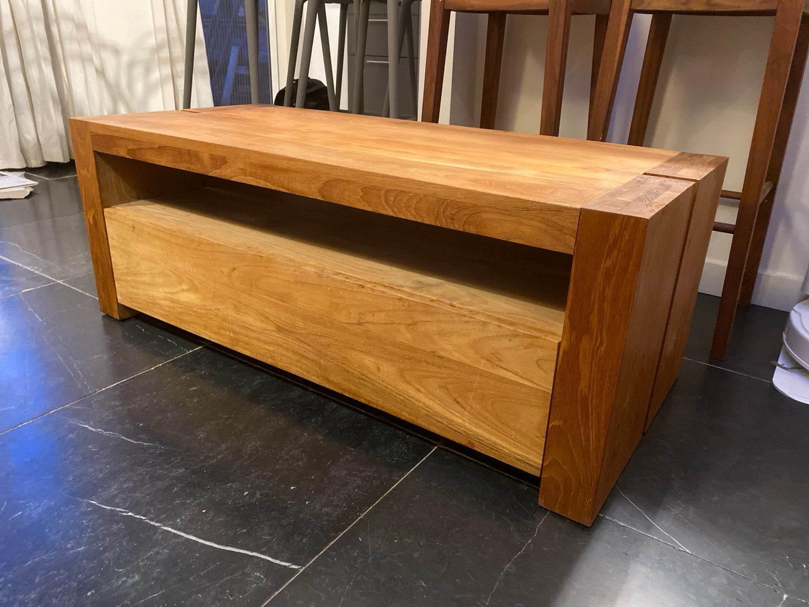 Massief houten tv meubel of salontafel met lade, Huis en Inrichting, Ophalen, Gebruikt, 50 tot 100 cm, 100 tot 150 cm