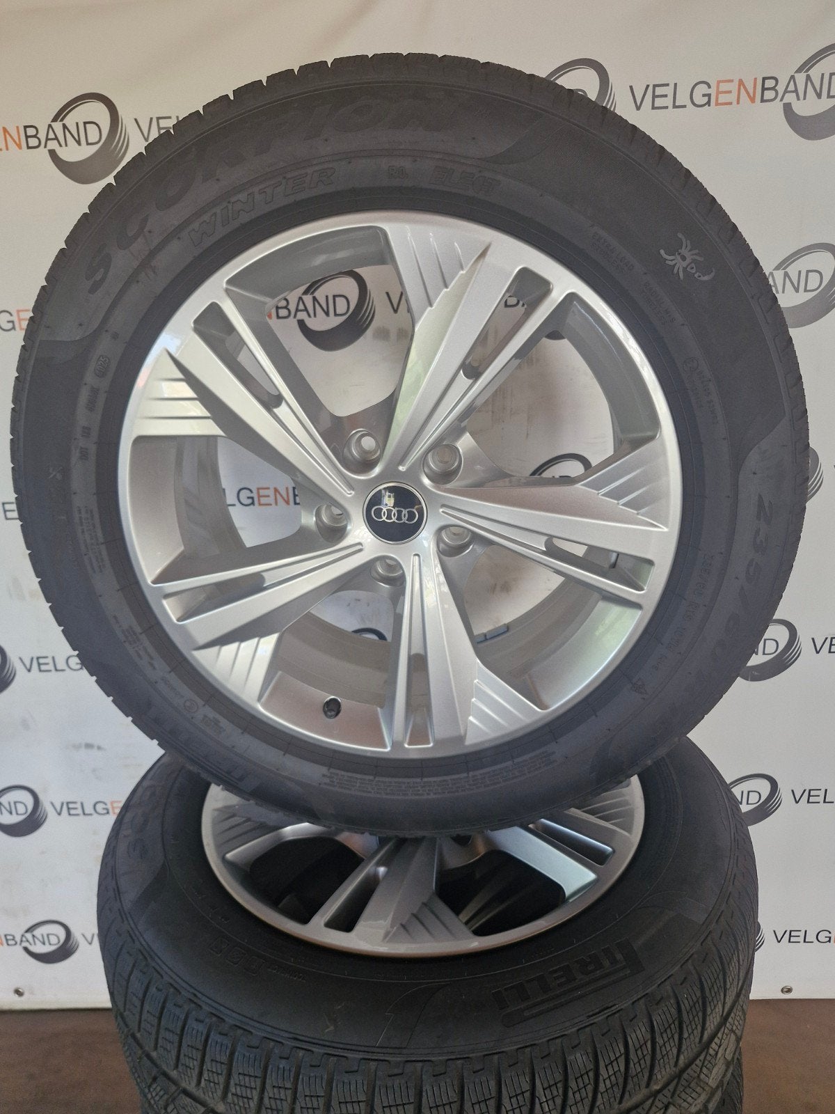 Winterset Audi Q6 5x130 66.6 235 60 255 55 19 winterbanden, 19 inch, Gebruikt, 255 mm, .