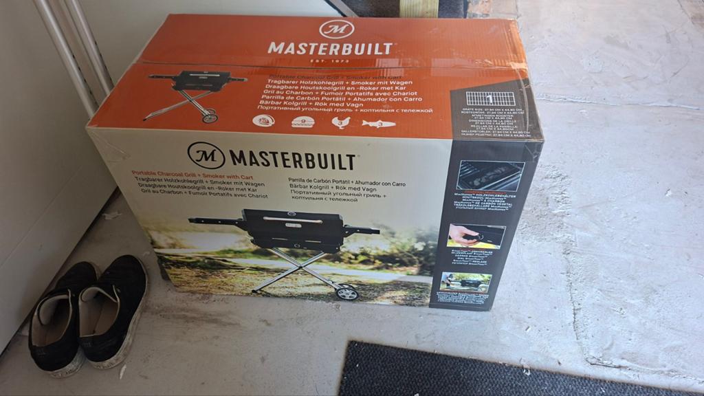 Ongeopende doos !  Masterbuilt Draagbare Houtskoolgrill, Ophalen of Verzenden, Nieuw, Masterbuilt