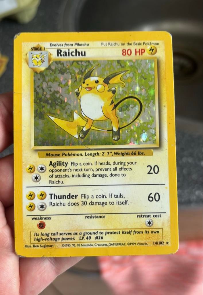 Raichu Pokémon Kaart 14/102 Holo - Base Set, Ophalen of Verzenden, Zo goed als nieuw, Losse kaart, Foil