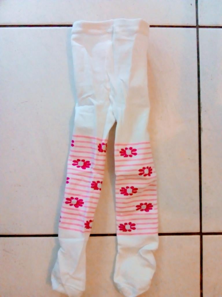 Diverse Maillot voor kinderen 2 stuks voor 5 euro, Kinderen en Baby's, Babykleding | Maat 56, Ophalen of Verzenden, Nieuw, Jongetje of Meisje