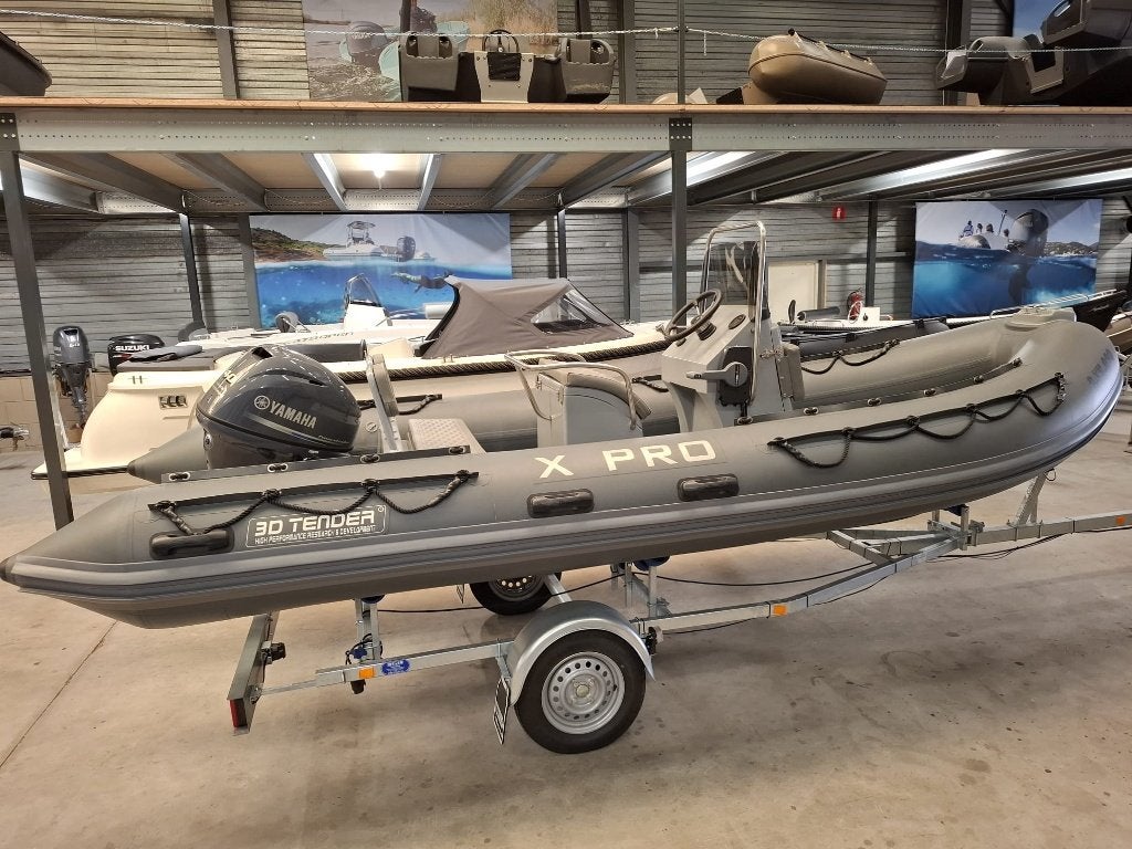 Xpro 535 demo met Yamaha F40 en kanteltrailer Vakantieklaar!, Zo goed als nieuw, 2 m, Peddels, 40 pk