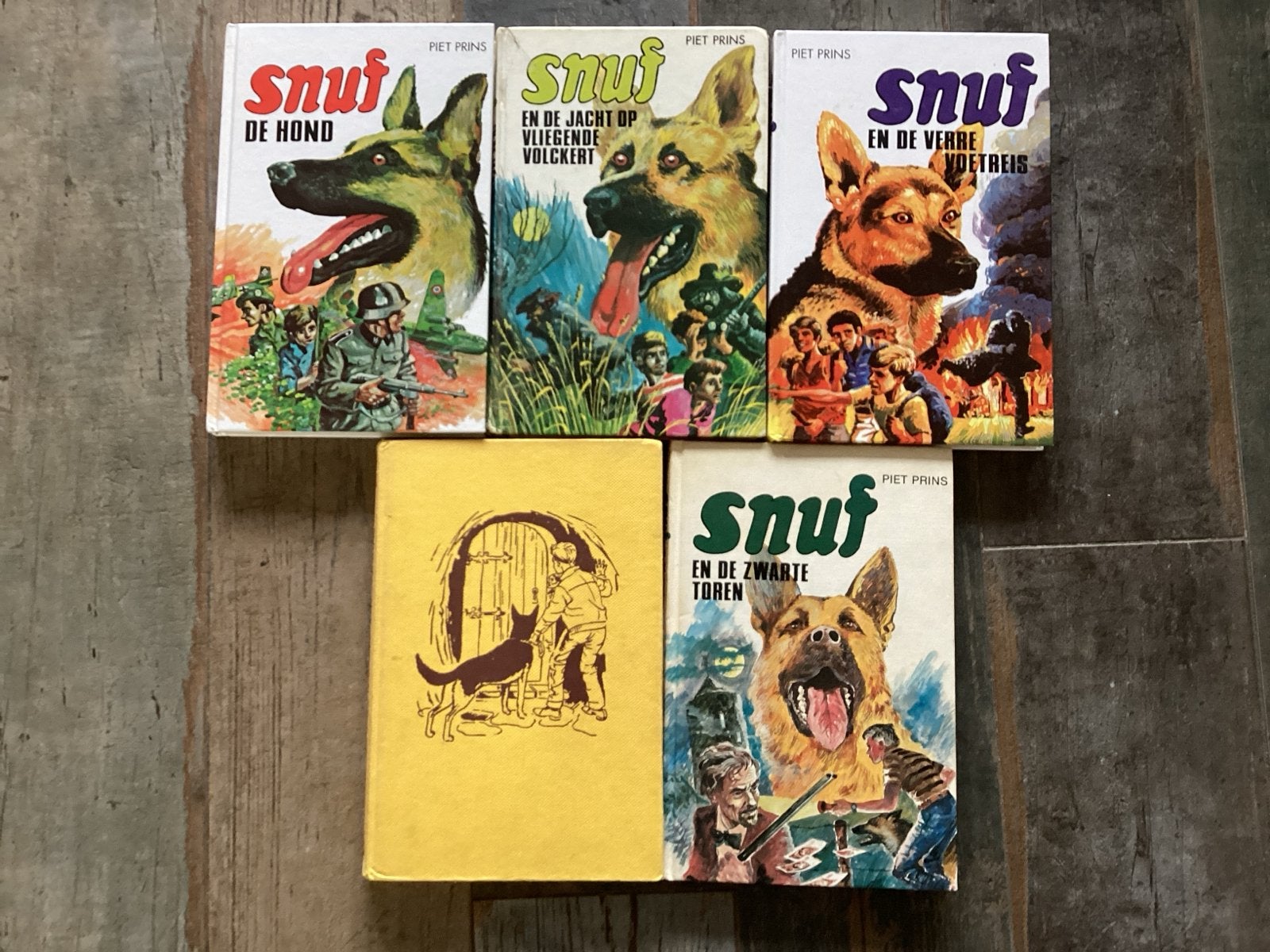 5 Snuf boeken: Snuf de Hond, Snuf en de Verre Voetreis, etc., Verzenden, Gelezen, Fictie algemeen