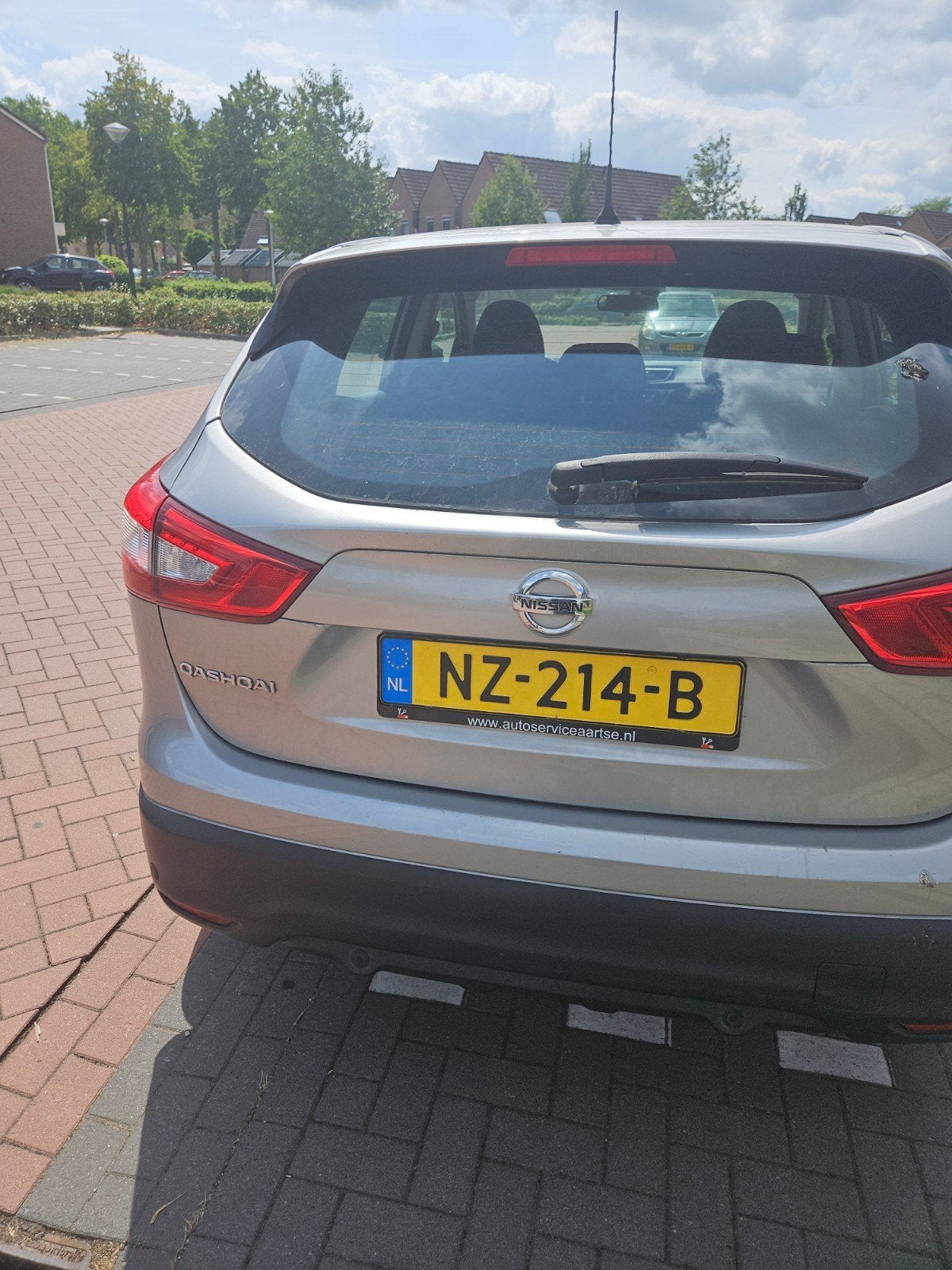 Nissan Qashqai 1.2 Dig-t 85KW 2WD 2014 Grijs, Voorwielaandrijving, 4 cilinders, 1200 kg, Handgeschakeld