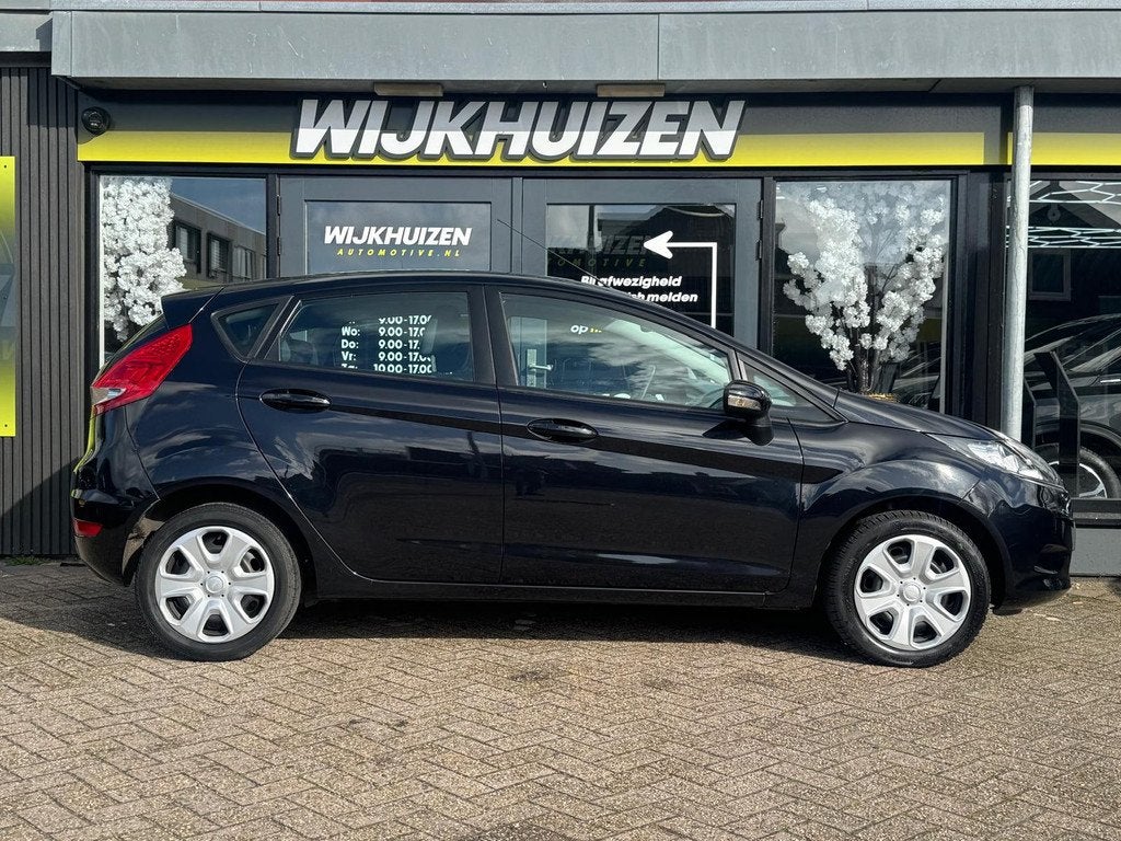 Ford Fiesta 1.4 Trend Automaat met Airco ! Nieuwstaat ! Deal, Auto's, Euro 5, Zwart, 4 cilinders, Zwart