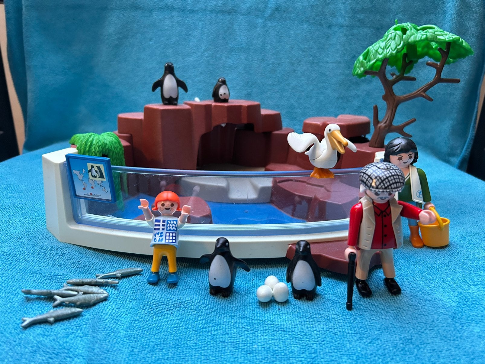 Pinguinverblijf wat je echt kunt vullen met water! 4462, Ophalen, Zo goed als nieuw