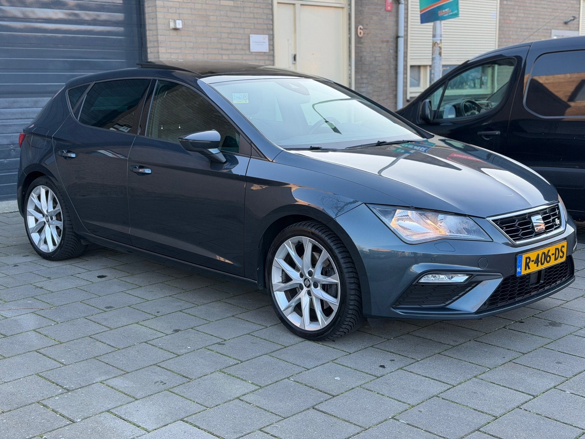 Seat Leon 2.0 TDI FR Business Intense DSG Pano ACC Clima Led, Auto's, Seat, Gebruikt, 4 cilinders, Leon, Leder