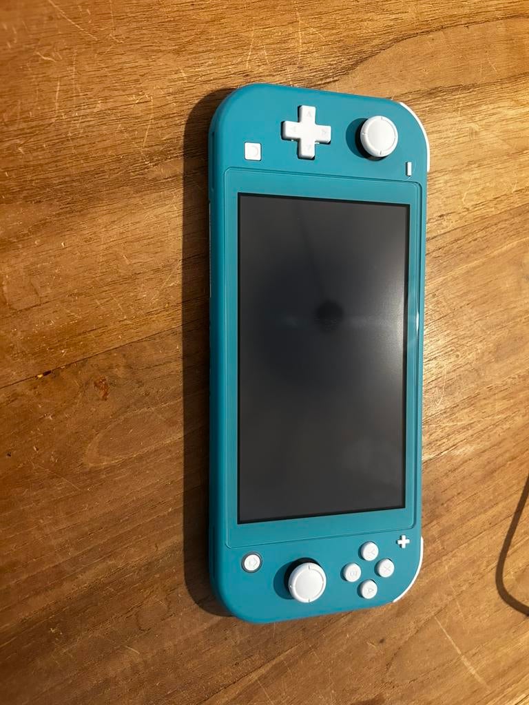 Nintendo Switch Lite compleet, Mario Kart 8 Deluxe, 128GB SD, Spelcomputers en Games, Ophalen, Turquoise, Zo goed als nieuw, Met beschermhoes of tas
