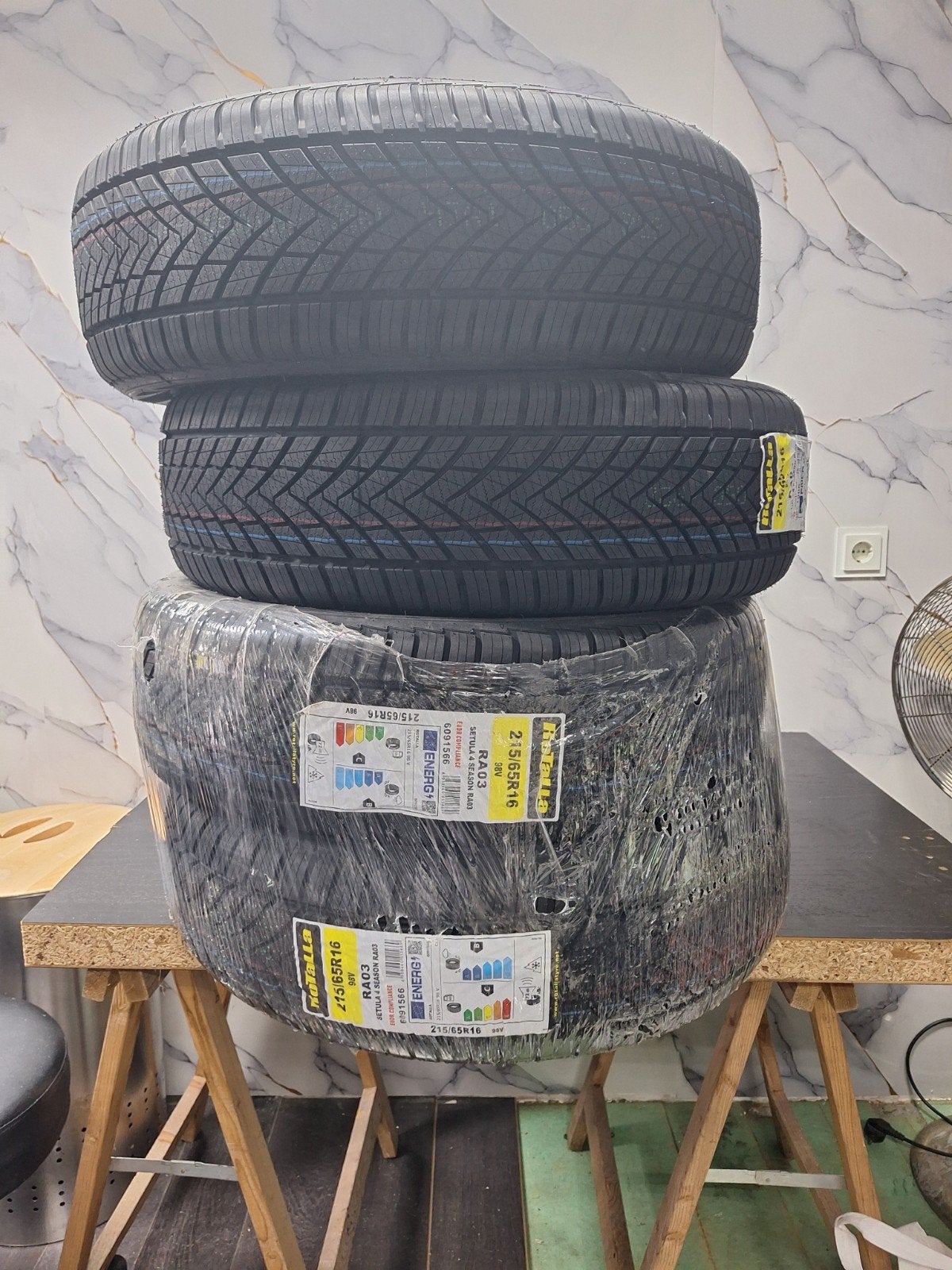 Te koop nieuwe Rotala banden . Maat 215/65 R16 ., Ophalen, Nieuw
