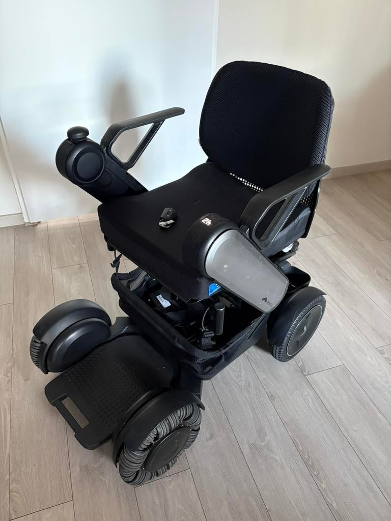 Elektrische rolstoel  MET NIEUWE BATTERIJ, Ophalen, Inklapbaar, Zo goed als nieuw, Elektrische rolstoel