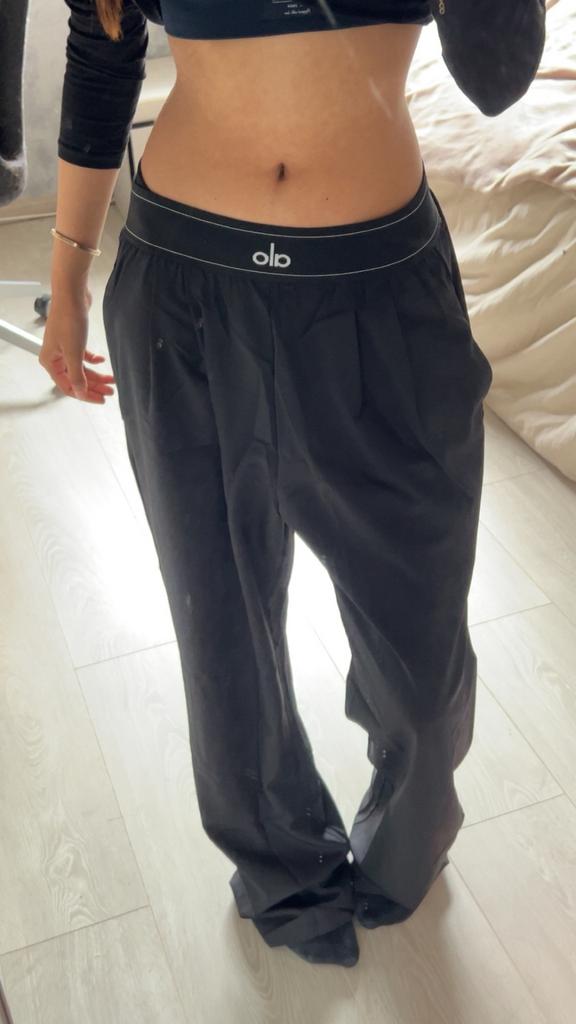 Alo broek, Kleding | Dames, Broeken en Pantalons, Ophalen of Verzenden, Zo goed als nieuw, Lang