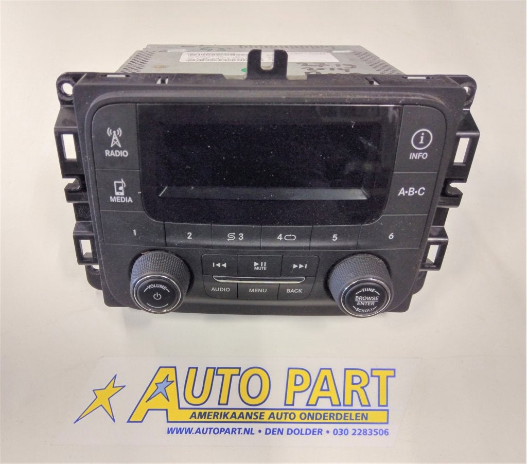 Dodge Ram pickup radio 2014, Gebruikt, PO Box 21-8004 | Auburn Hills, MI 48321-8004, Amerikaanse onderdelen, Ophalen of Verzenden