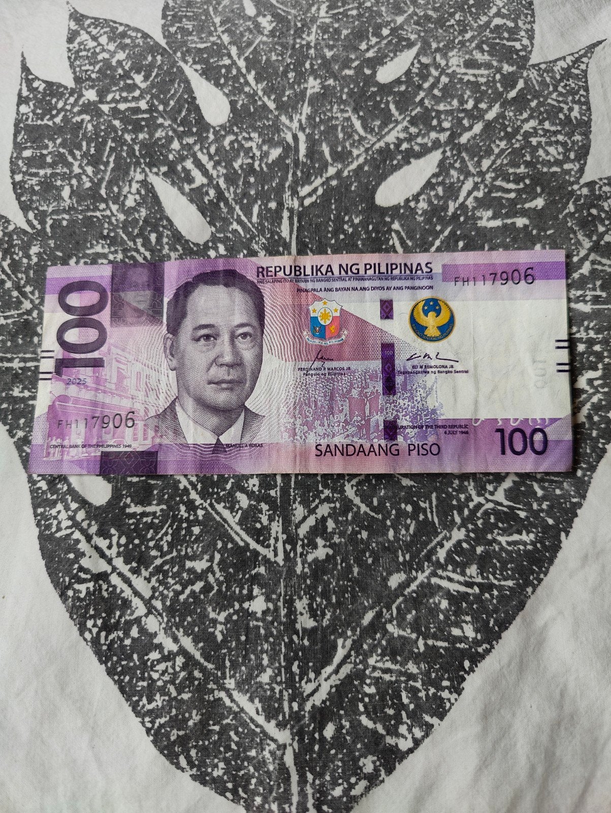 Filipijnen 100 Piso bankbiljet - Mayon Vulkaan, Ophalen of Verzenden, Zuidoost-Azië