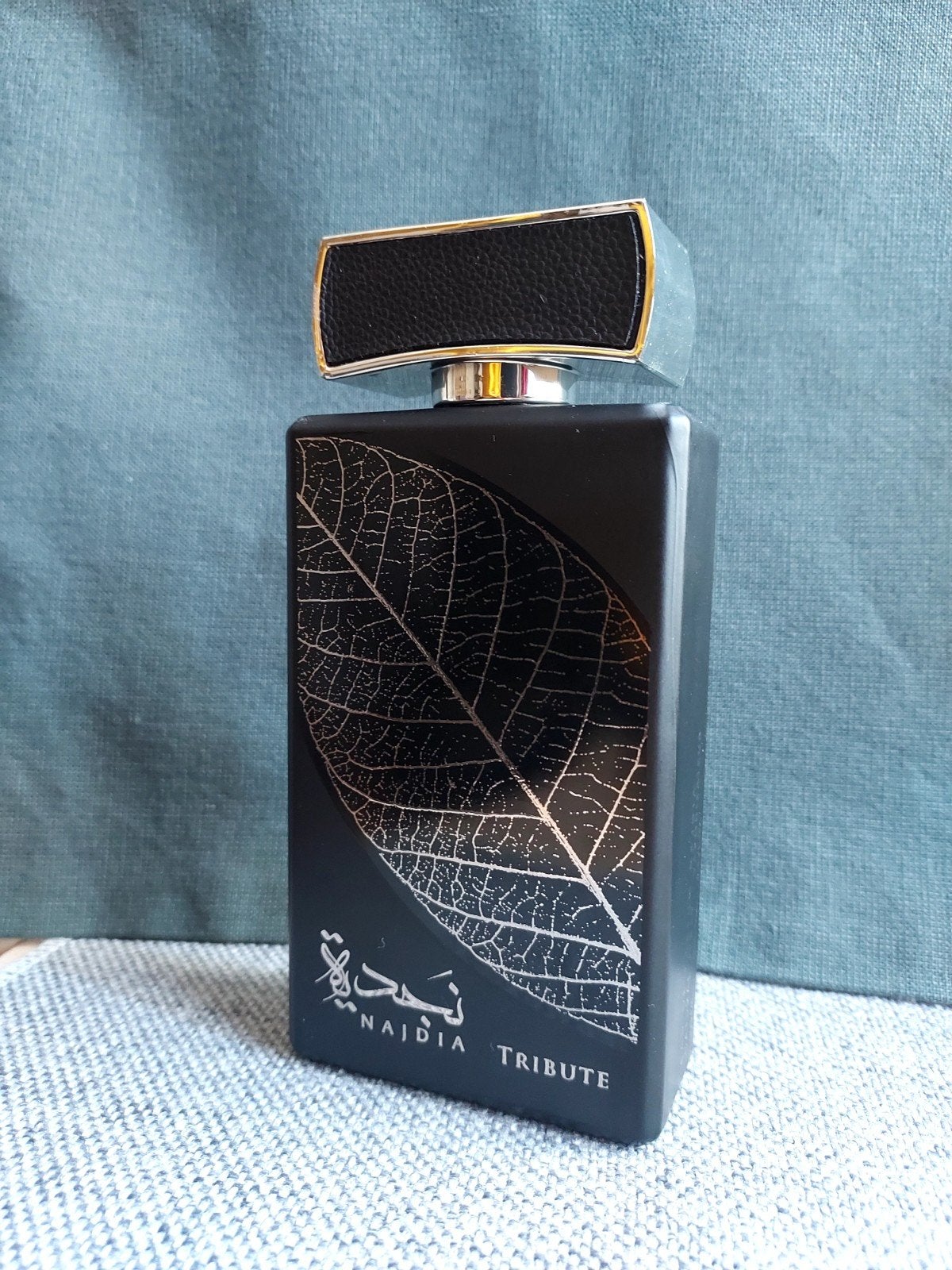 Lattafa Najdia Tribute 100 ml, Verzenden, Zo goed als nieuw