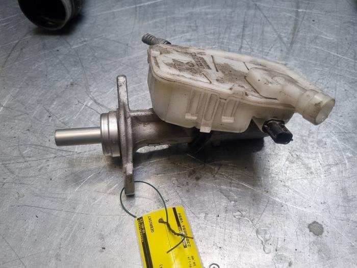 Hoofdremcilinder van een Renault Trafic, Gebruikt, -, Renault, -