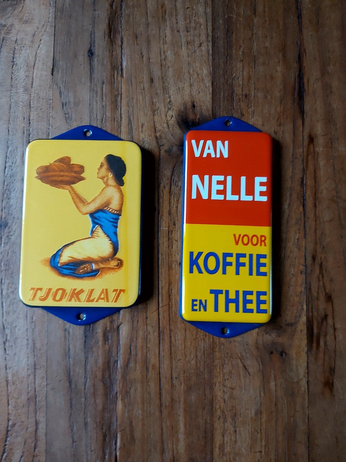 Twee emaille reclamebordjes, Ophalen of Verzenden, Gebruikt, Reclamebord