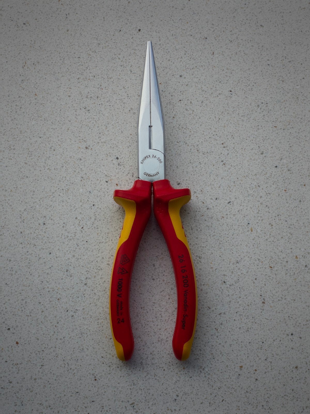 Knipex 26 16 200 punttang is VDE geïsoleerd tot 1000V, Ophalen of Verzenden, Zo goed als nieuw