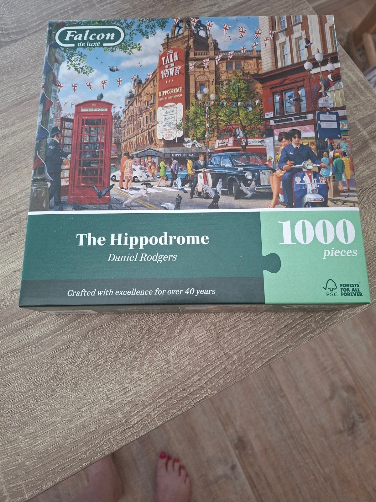 The Hippodrome falcon de luxe puzzel 1000 stukjes, Ophalen, 500 t/m 1500 stukjes, Zo goed als nieuw