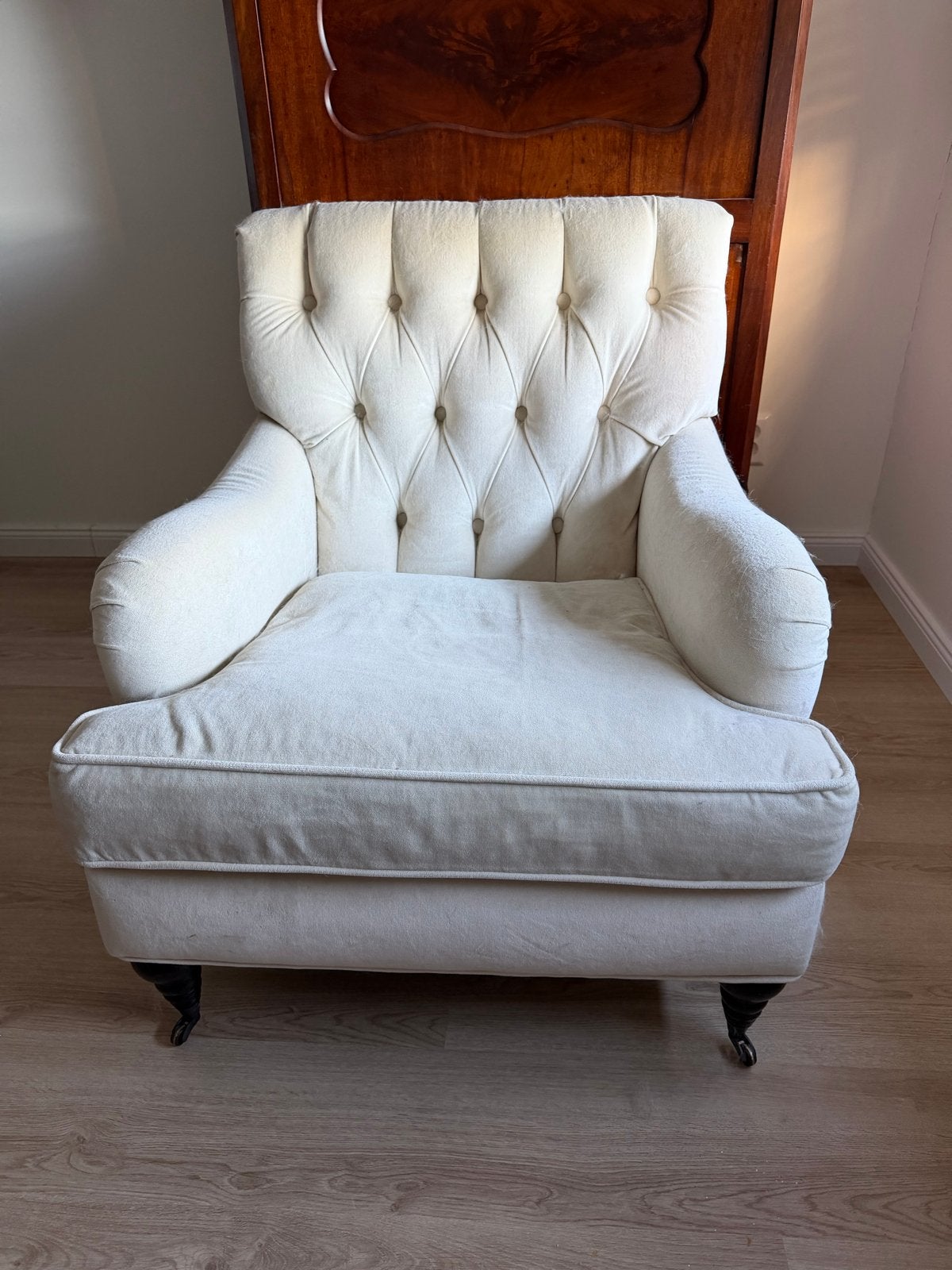 Comfortabele Rofra fauteuil met gecapitonneerde rugleuning, Ophalen, Gebruikt, Stof, 75 tot 100 cm