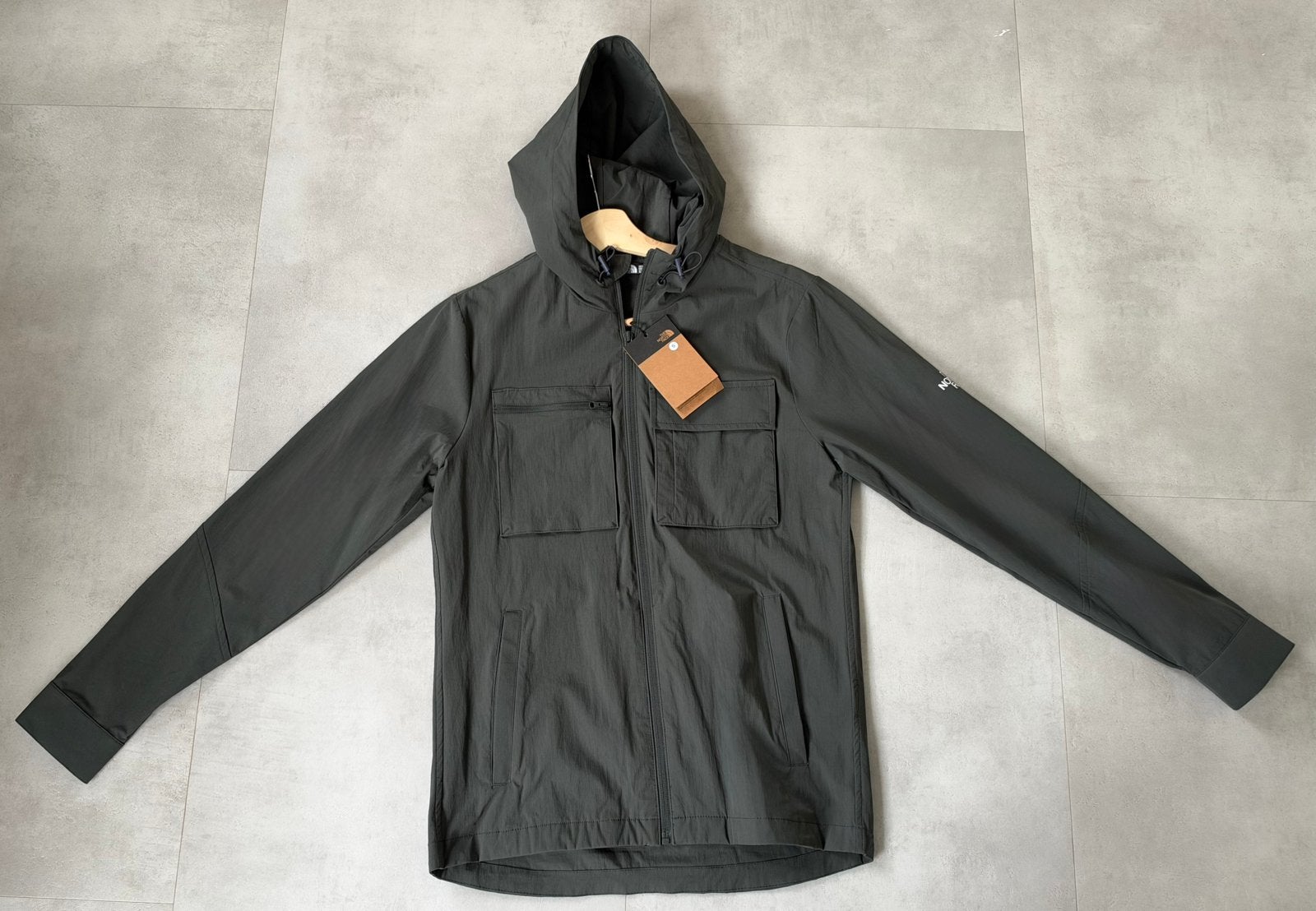The North Face Jas Zwart – Gloednieuw met Prijskaartje, Maat 48/50 (M), Nieuw, Ophalen of Verzenden, The North Face