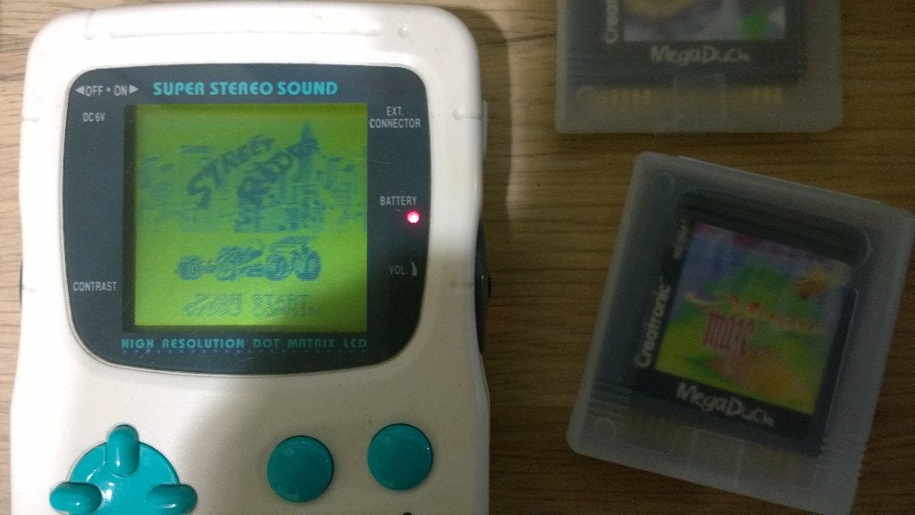 Mega Duck Handheld (1993) + 6 Games - Uit Eigen Verzameling, Spelcomputers en Games, Gekoppelde computers, 1 speler, Zo goed als nieuw