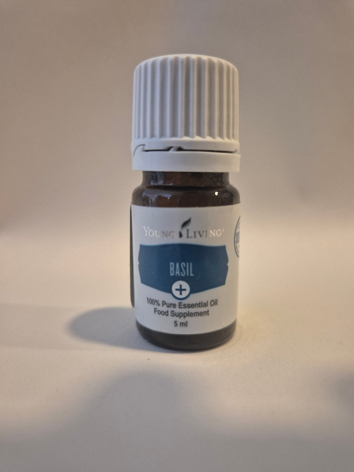 Young Living Basil Essentiële Olie 5 ml - Nieuw, Ophalen of Verzenden