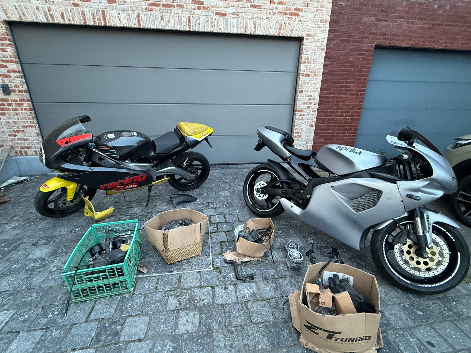 Aprilia rs 125 cc 2 stuks voor opmaak of onderdelen, Ophalen, Gereviseerd