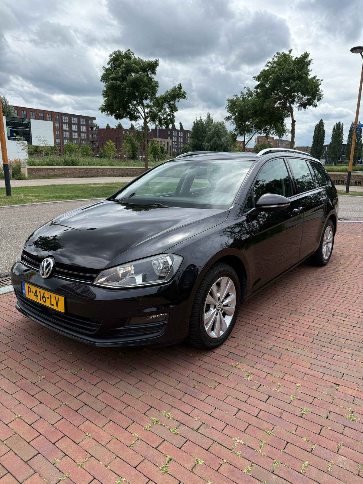 Volkswagen Golf 1.6 TDI 81KW/110PK Var. Aut7 2016 Zwart, Auto's, Volkswagen, 4 cilinders, 700 kg, Zwart, Stationwagon