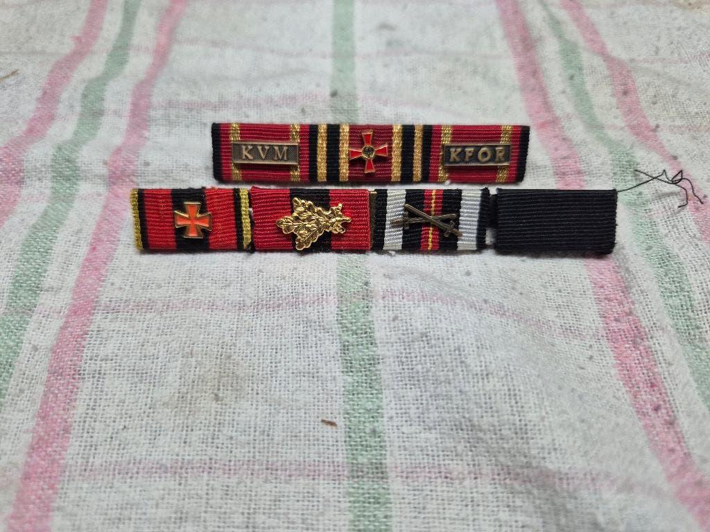 Duits militair medaille ribbon baton KFOR, Verzamelen, Ophalen of Verzenden, Landmacht, Duitsland, Lintje, Medaille of Wings