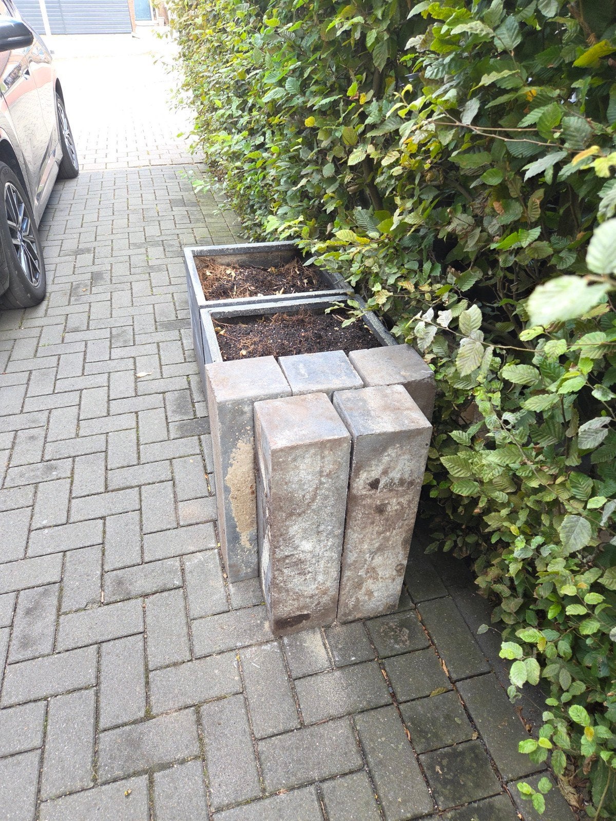 Gratis 5 stapelblokken beton, Tuin en Terras, Gebruikt, Vierkant, Ophalen of Verzenden, 60 tot 100 cm