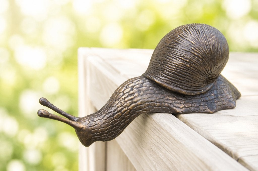 SLAK / bronzen beeld / RANDHANGER / €45,00, Tuin en Terras, Tuinbeelden, Dierenbeeld, Nieuw, Info@huisentuindecoratiemarie.nl