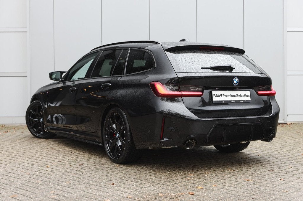 BMW 3 Serie Touring 330e M Sport Automaat / Trekhaak / Panor, 1998 cc, Achterwielaandrijving, Gebruikt, 4 cilinders