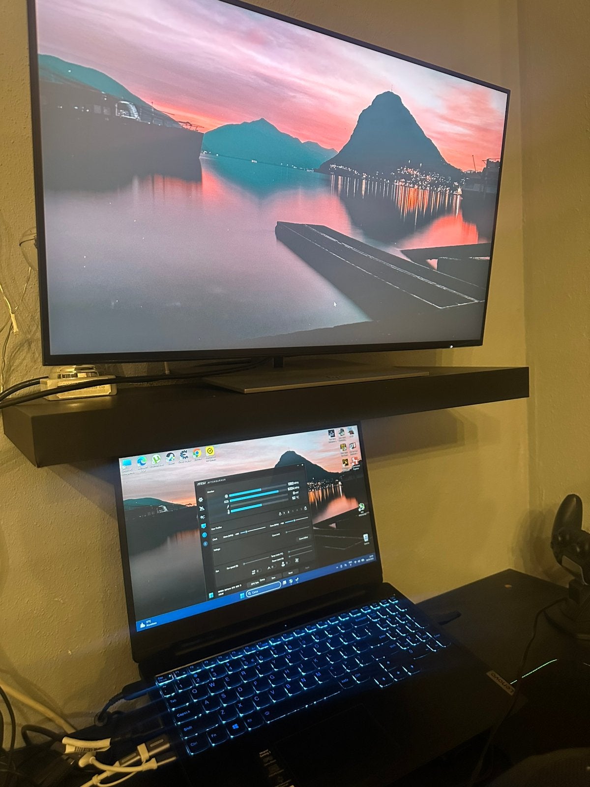 Gaming Setup–Lenovo IdeaPad Gaming 3+ Monitor+Bureau +Stoel, Computers en Software, Ophalen, Zo goed als nieuw, Gaming, SSD