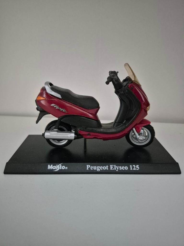 ≥ Maisto Peugeot Elyseo 125 Model Scooter — Modelauto's | 1:18