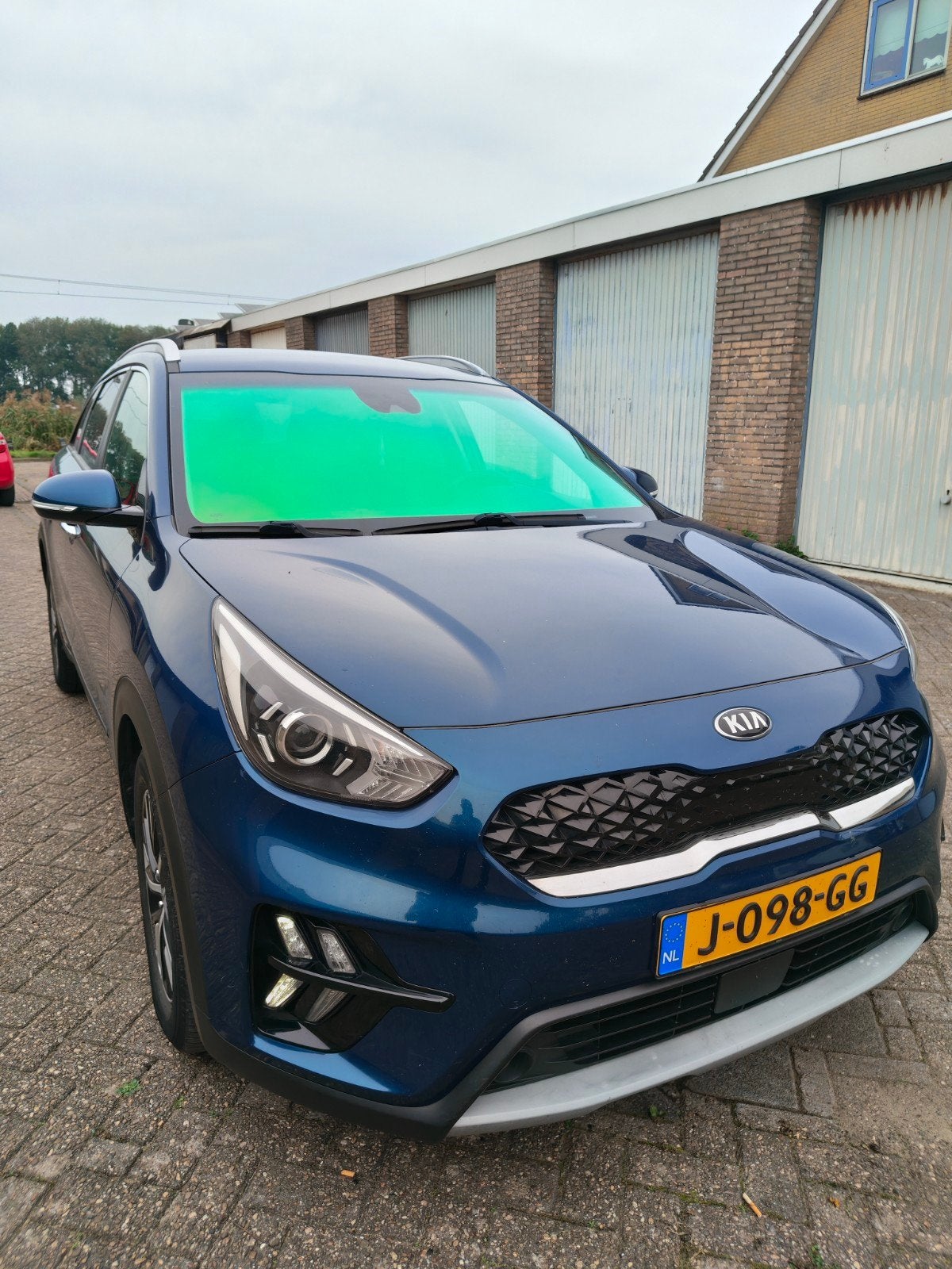 Foto 4 van Kia Niro 1.6 GDi Hybrid 141pk Dct6 2020 Blauw